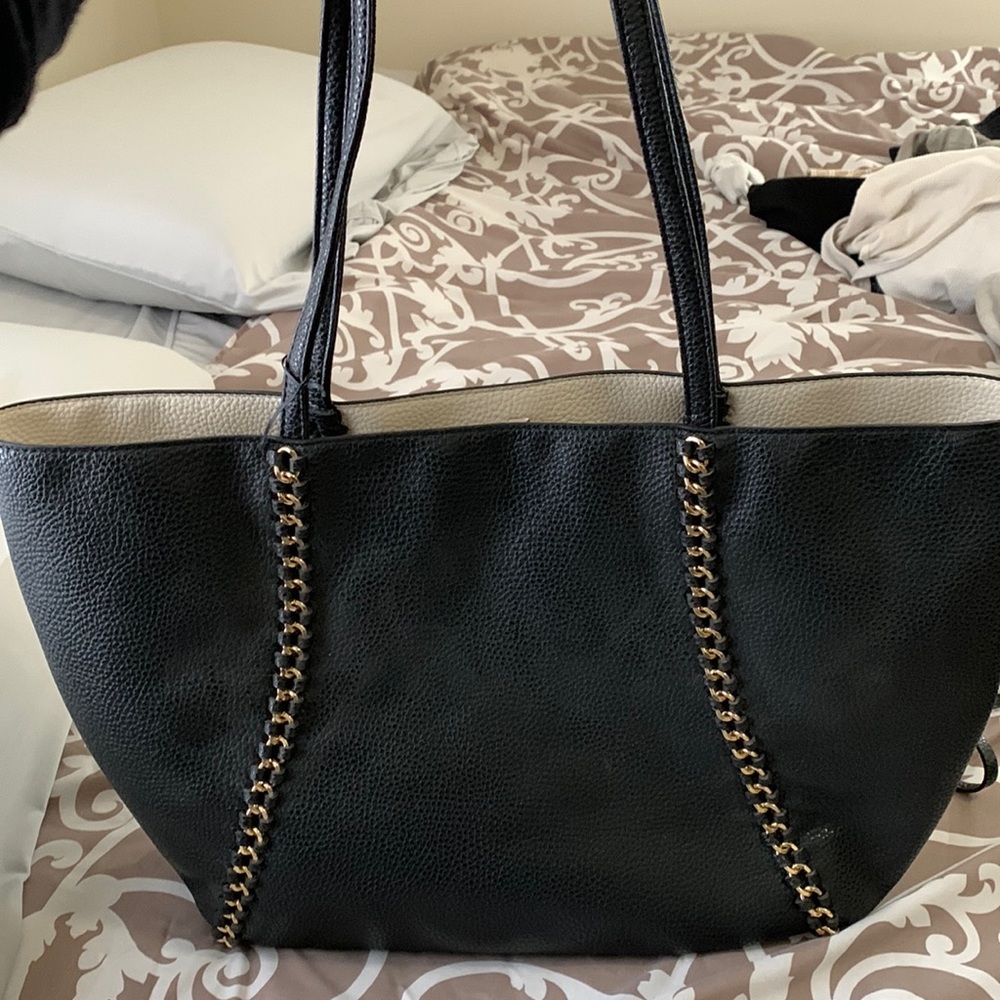 BCBG reversible shoulder tote with bonus bag